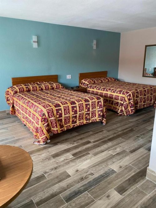 Red Carpet Inn Daytona Beach - image 6