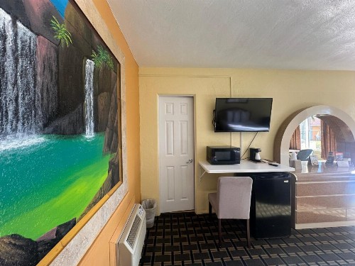 Super Inn Daytona Beach - image 22