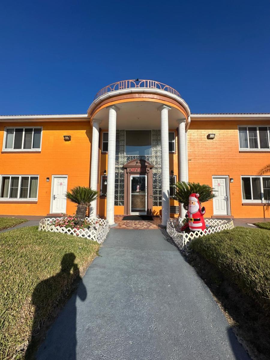 Super Inn Daytona Beach - image 4