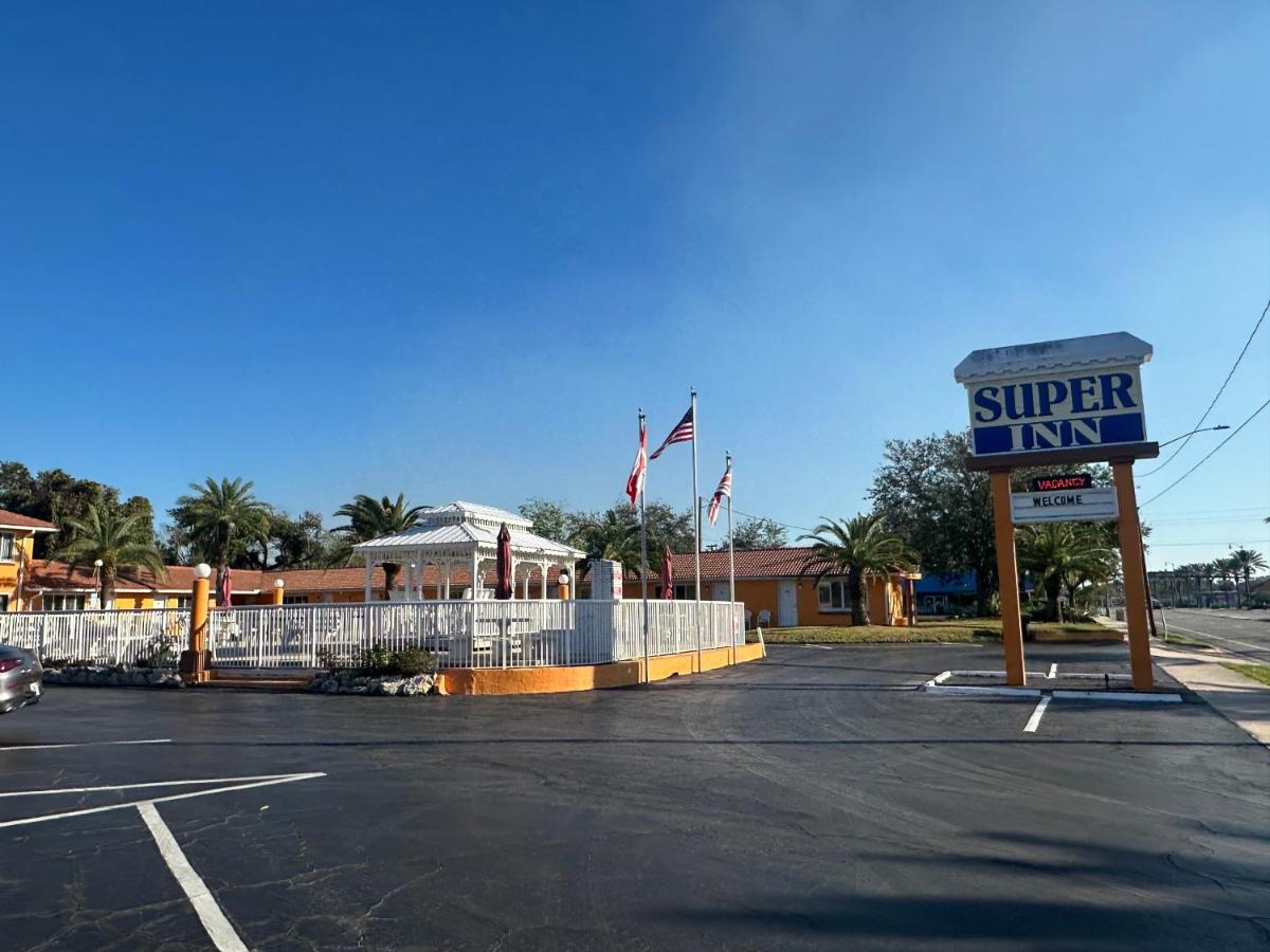 Super Inn Daytona Beach - image 5