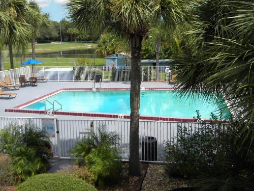 Days Inn by Wyndham Daytona Beach Speedway - image 24