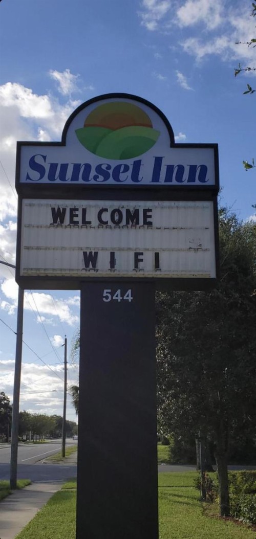 Sunset Inn Daytona Beach - image 16