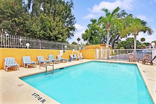 Sunset Inn Daytona Beach - image 7