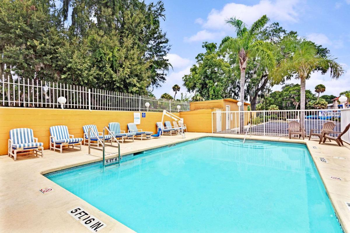 Sunset Inn Daytona Beach - image 7