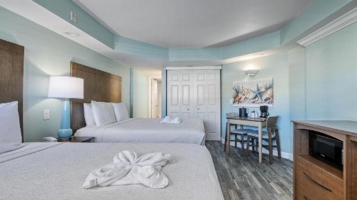 Boardwalk Inn and Suites - image 12