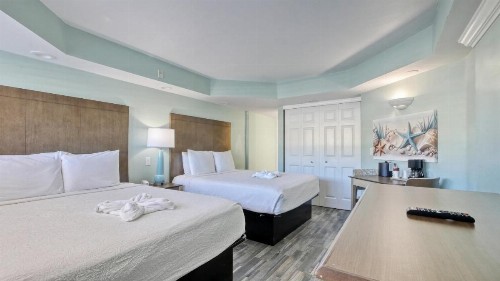 Boardwalk Inn and Suites - image 13