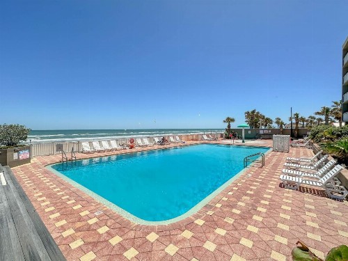 Boardwalk Inn and Suites - image 3