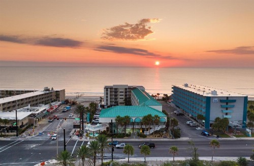 Boardwalk Inn and Suites - image 47