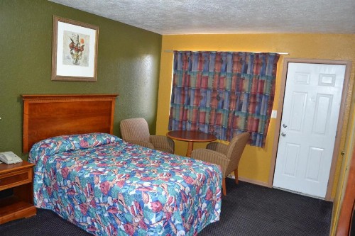 Atlantic Economy Inn - image 20