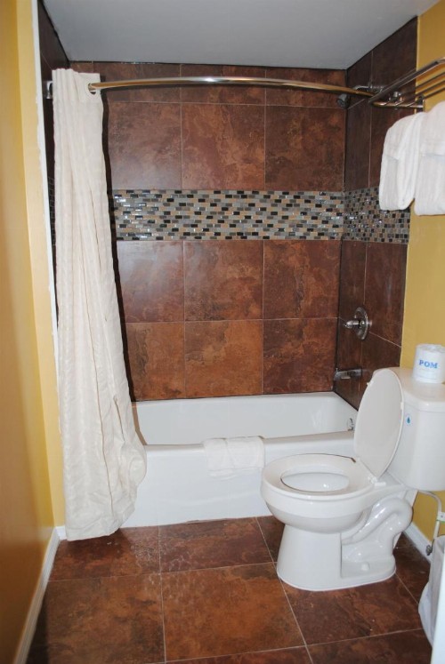 Atlantic Economy Inn - image 23