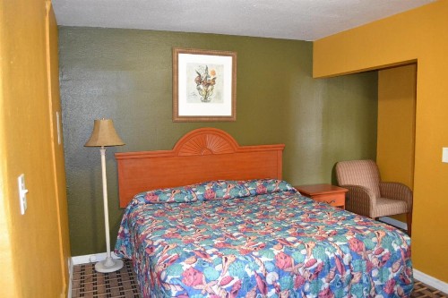 San Marina Motel Daytona - image 24