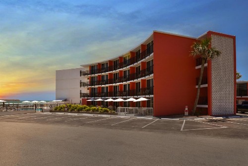 Cove Motel Oceanfront - image 29