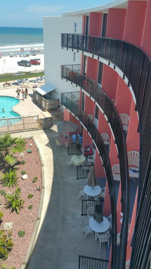 Cove Motel Oceanfront - image 31