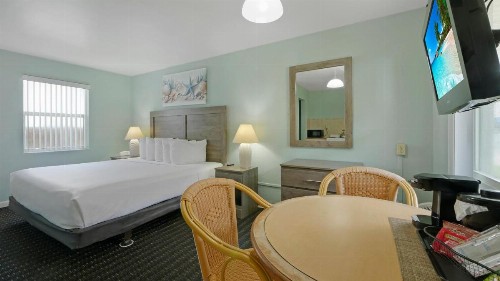 Ocean Court - image 11