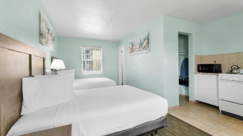 Ocean Court - image 22