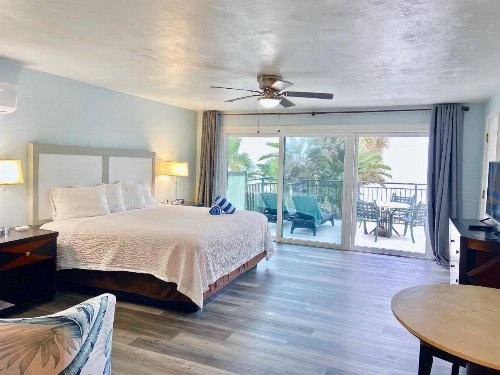 Micks Beach Hideaway - image 45