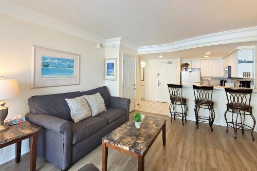 Unit #817 - image 6