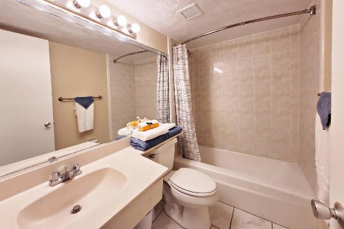 Beach Condo Unit #103 - image 2