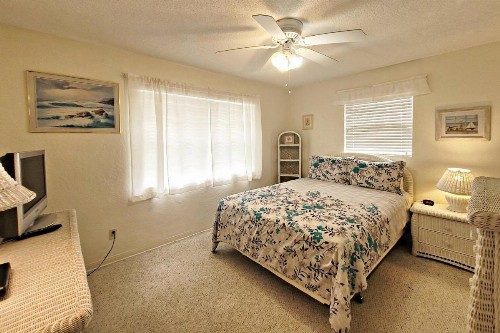 108 Seaway Bungalow - image 14