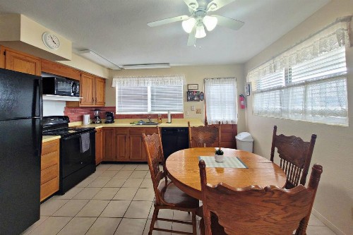 108 Seaway Bungalow - image 21