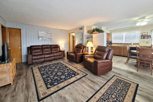 108 Seaway Bungalow - image 37