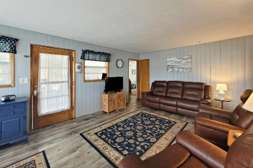108 Seaway Bungalow - image 5