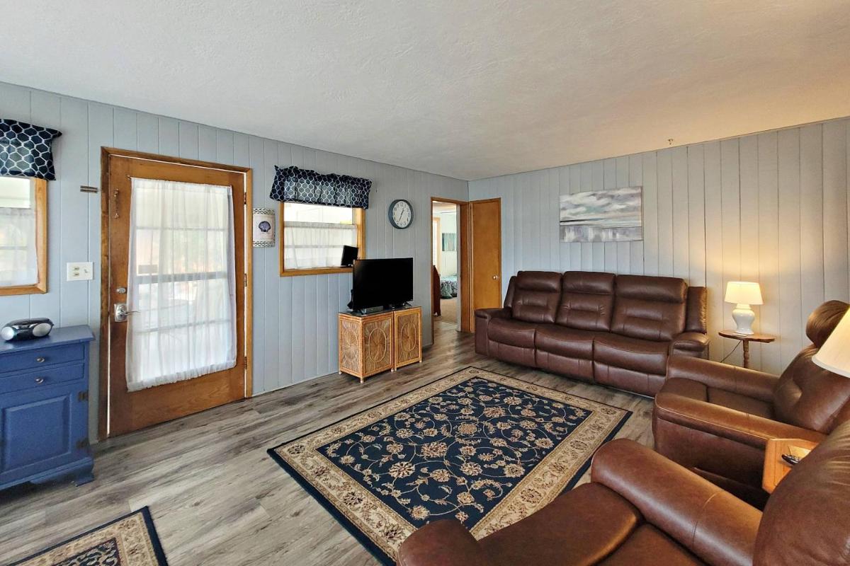 108 Seaway Bungalow - image 5