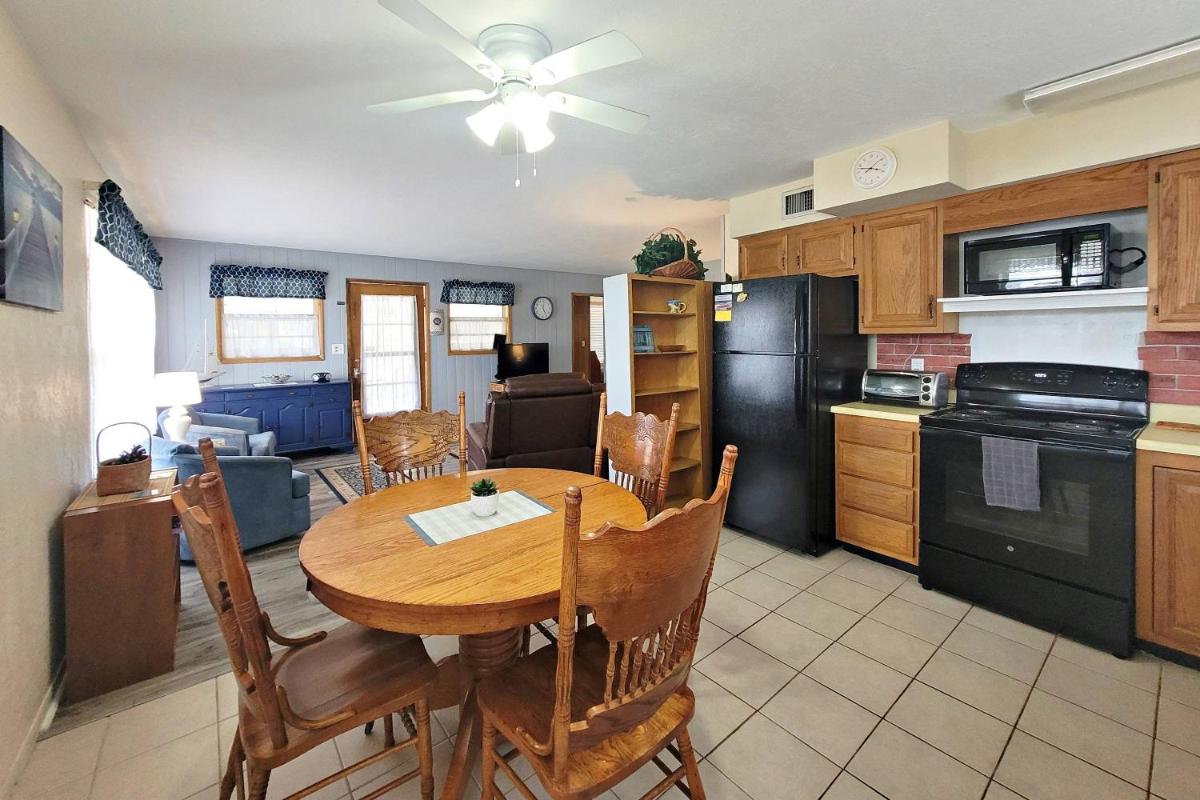 108 Seaway Bungalow - image 7