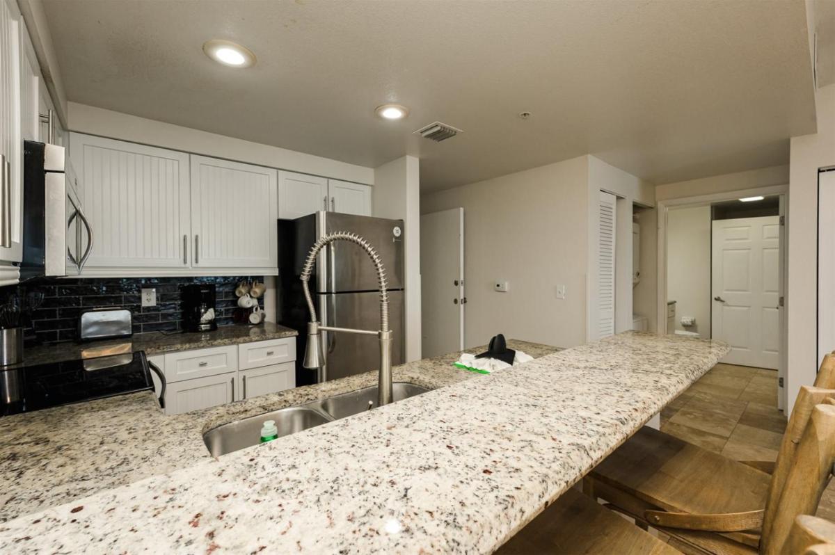 Unit 1604 - image 5