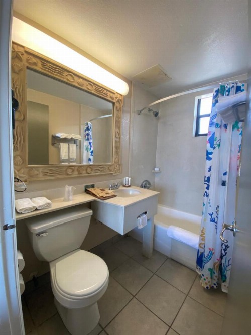 Sandals Inn - image 17