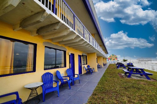 Sandals Inn - image 19
