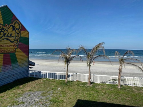 Sandals Inn - image 22