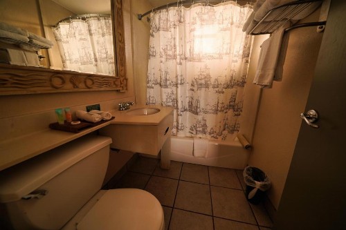 Sandals Inn - image 33