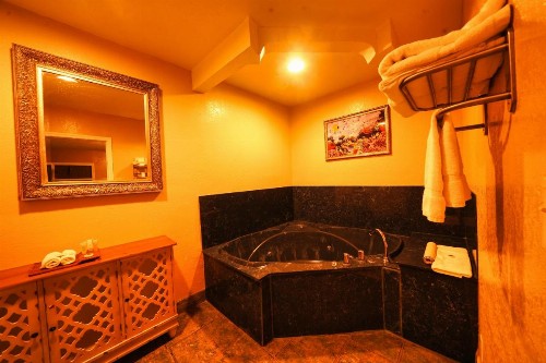 Sandals Inn - image 34