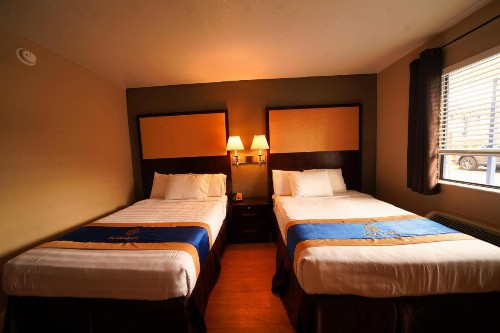 Sandals Inn - image 9