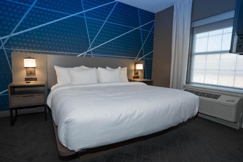 Baymont by Wyndham Decatur - image 3