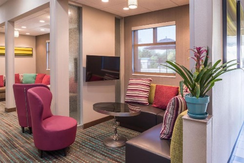 Residence Inn by Marriott Decatur - image 9
