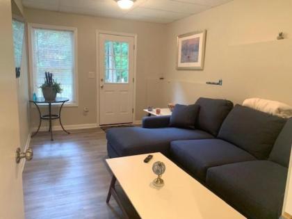 Decatur Delivers Delightful 1 Bedroom Lower-Level Apartment