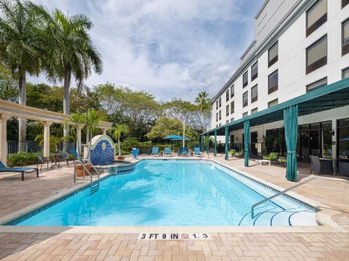 Hampton Inn Deerfield Beach - image 21