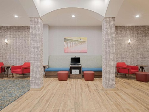 Hampton Inn Deerfield Beach - image 25