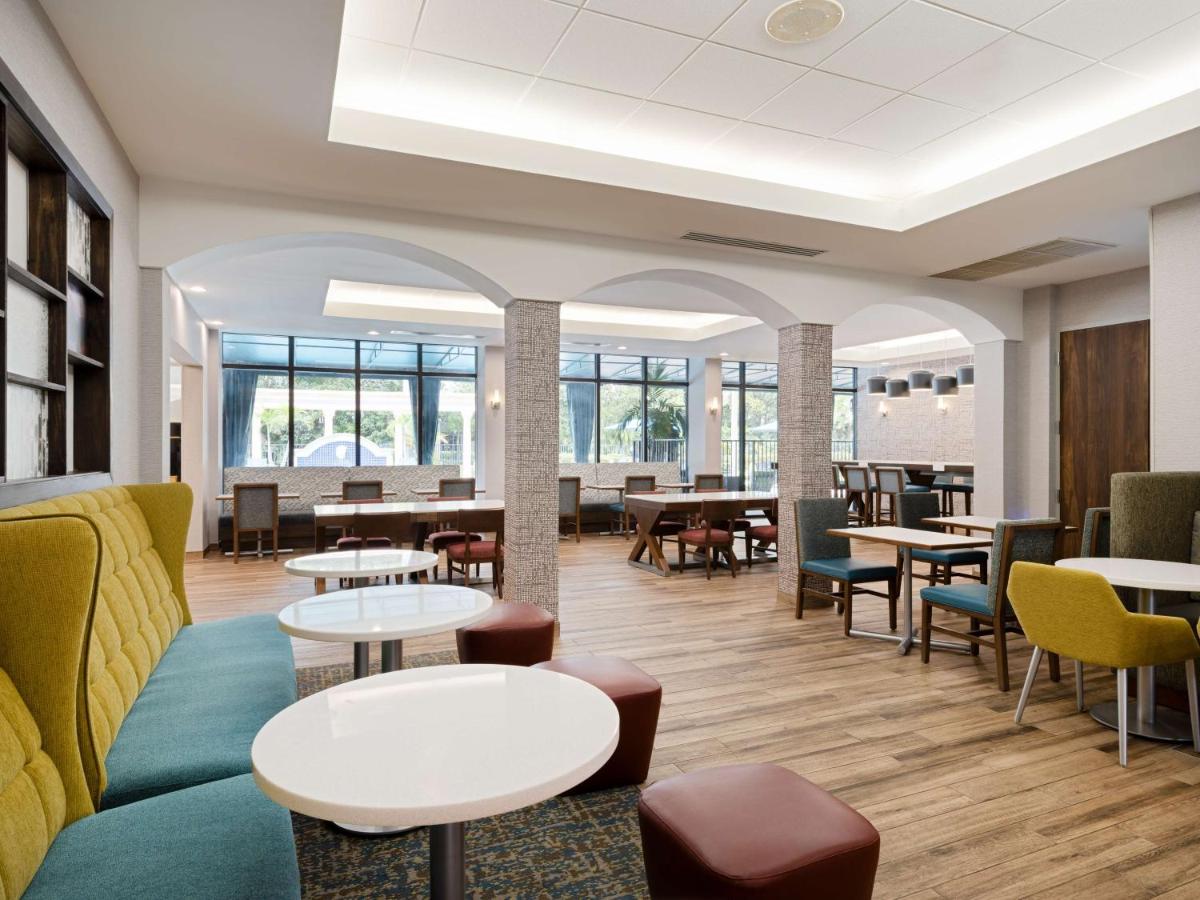 Hampton Inn Deerfield Beach - image 3