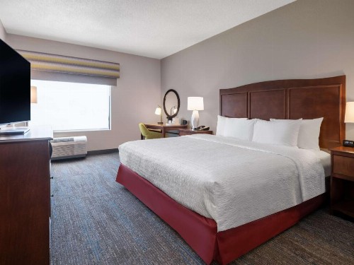 Hampton Inn Deerfield Beach - image 35