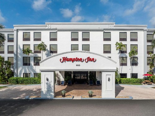 Hampton Inn Deerfield Beach - image 36