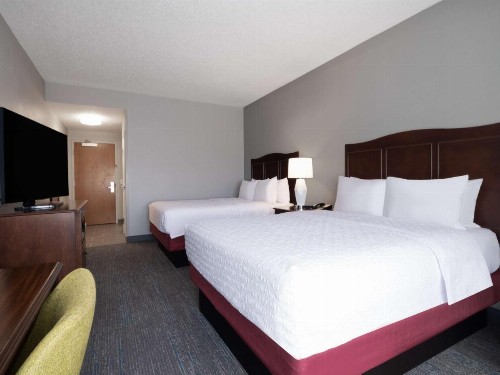 Hampton Inn Deerfield Beach - image 39