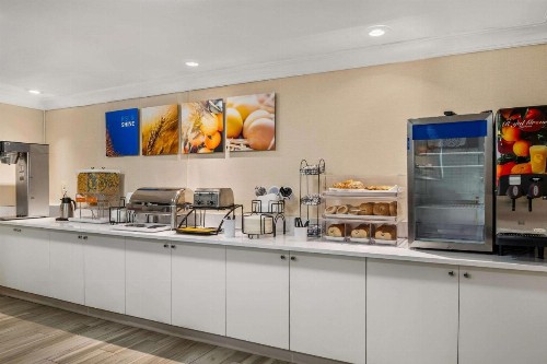 Comfort Inn Oceanside Deerfield Beach - image 27