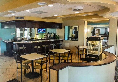 Best Western Plus Deerfield Beach Hotel & Suites - image 7