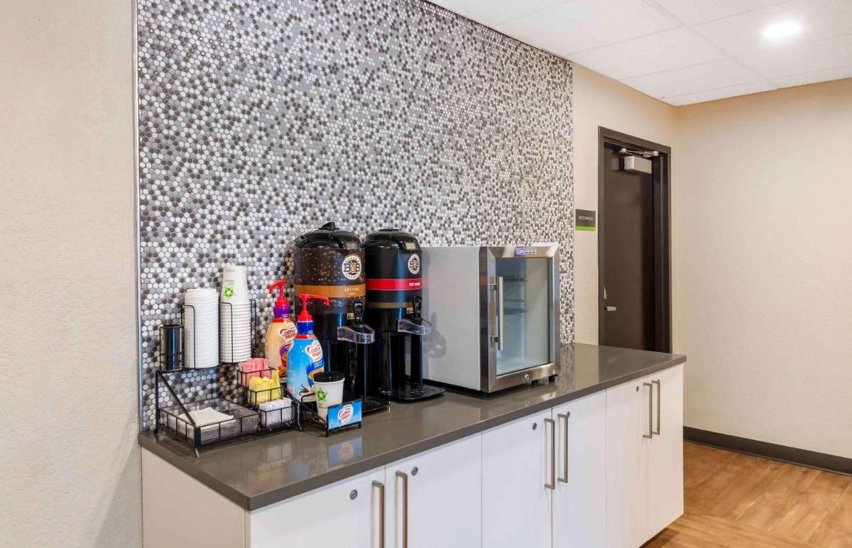 Extended Stay America Suites - Fort Lauderdale - Deerfield Beach - image 7