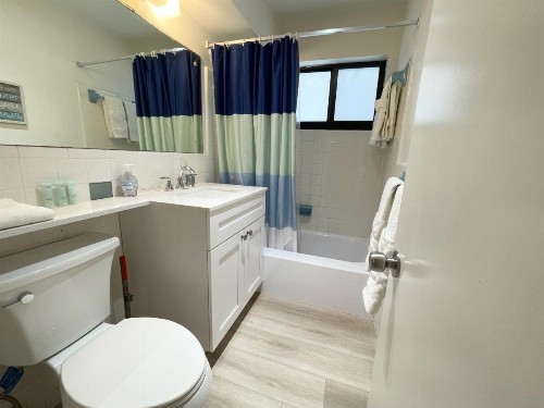 Tropic Isle Beach Resort - image 12