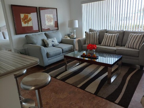 Sunrise Ocean Suites - image 5