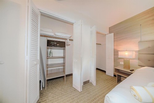 Club Lux Resort By The Beach - image 20
